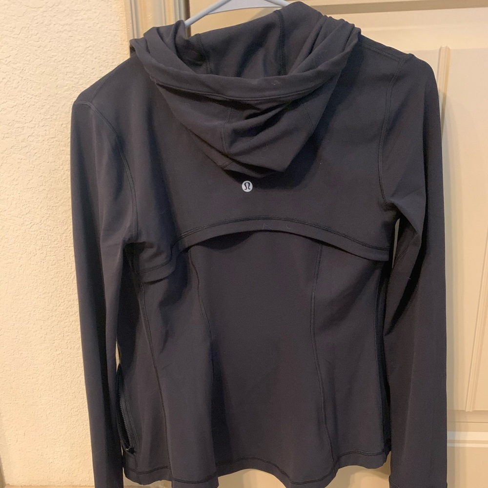 lululemon jacket